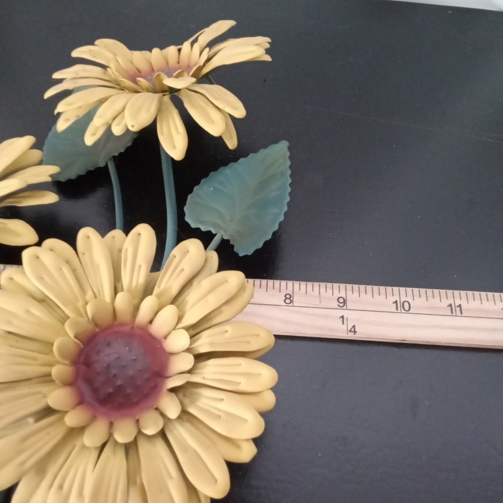 Yellow Metal Sunflower Wall Art Rustic Floral Garden Decor Hanging Sculpture - Picture 4 of 5